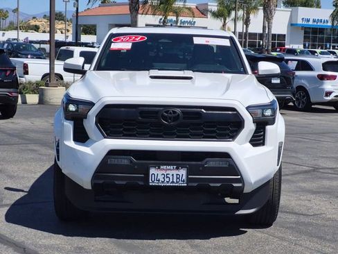 Used 2024 Toyota Tacoma TRD Sport w/ TRD Sport Upgrade Package AWD/4WD image 2
