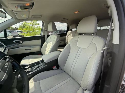 Used 2026 Kia Sorento S AWD/4WD image 11