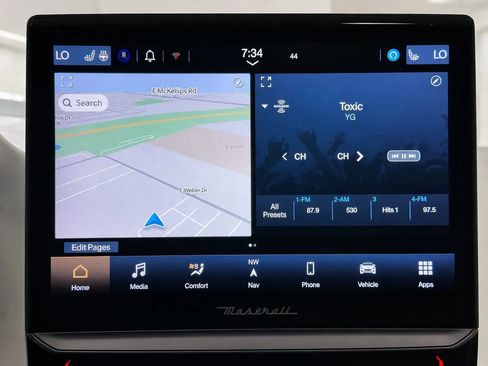Used 2023 Maserati Quattroporte Modena RWD image 39