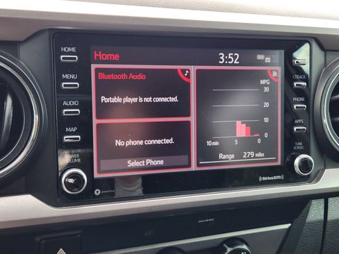 Used 2020 Toyota Tacoma SR5 w/ Technology Package AWD/4WD image 18