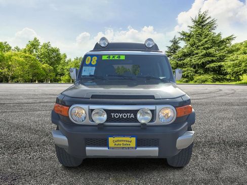 Used 2008 Toyota FJ Cruiser 4WD image 2