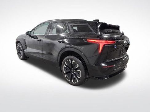 Used 2024 Chevrolet Blazer EV RS image 3