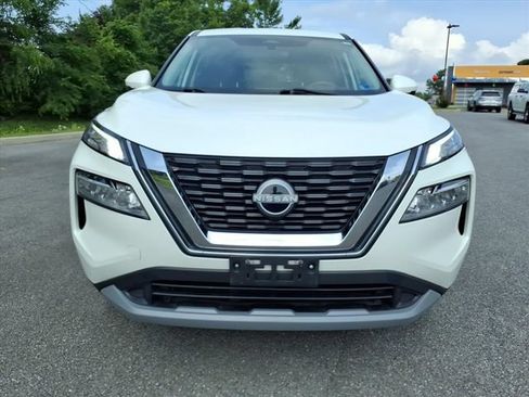 Used 2022 Nissan Rogue SV AWD/4WD image 11