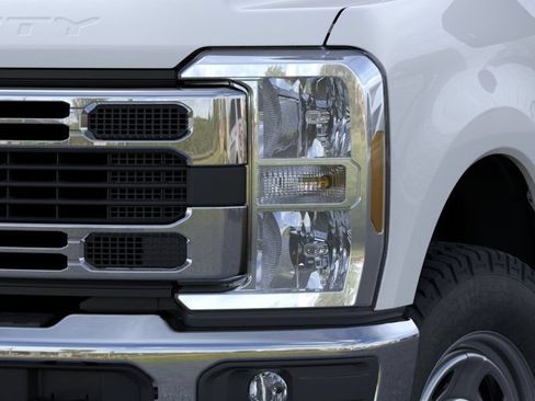 New 2026 Ford F350 XL w/ XL Chrome Package AWD/4WD image 18