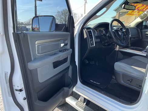 Used 2015 RAM 2500 Big Horn AWD/4WD image 30