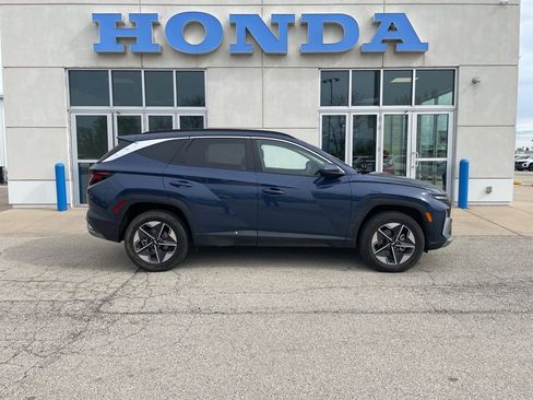 Used 2025 Hyundai Tucson SEL AWD/4WD image 4