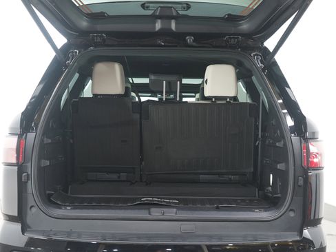 Used 2025 Toyota Sequoia Capstone image 17