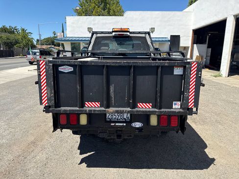 Used 2018 Ford F250 XL w/ Power Equipment Group AWD/4WD image 4