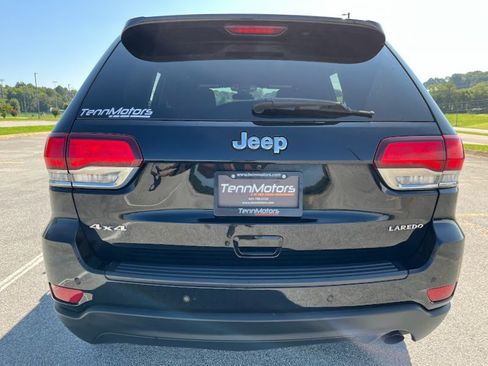 Used 2020 Jeep Grand Cherokee Laredo image 38
