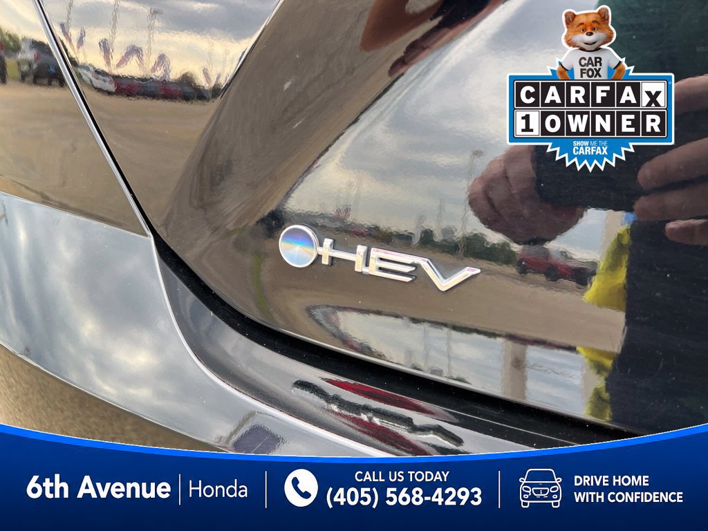 Used 2025 Toyota Camry LE FWD image 13