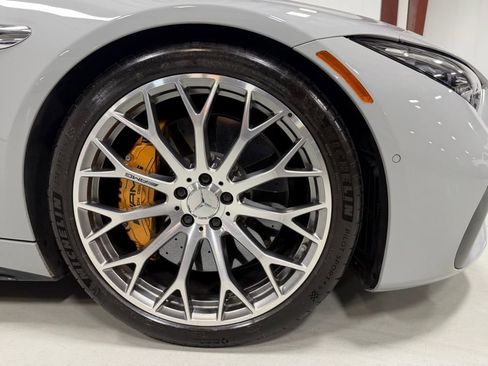 Certified 2022 Mercedes-Benz SL 63 AMG 4MATIC image 20