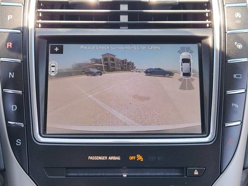 Used 2019 Lincoln Nautilus Reserve FWD image 16