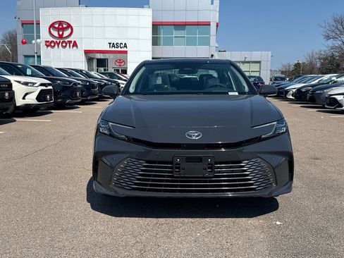 New 2026 Toyota Camry XLE AWD/4WD image 2