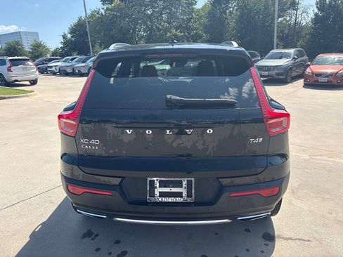 Used 2020 Volvo XC40 T4 Inscription FWD image 6