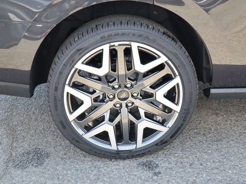 New 2027 Ford Expedition Platinum AWD/4WD image 11