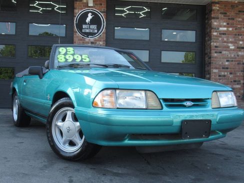Used 1993 Ford Mustang LX RWD image 1
