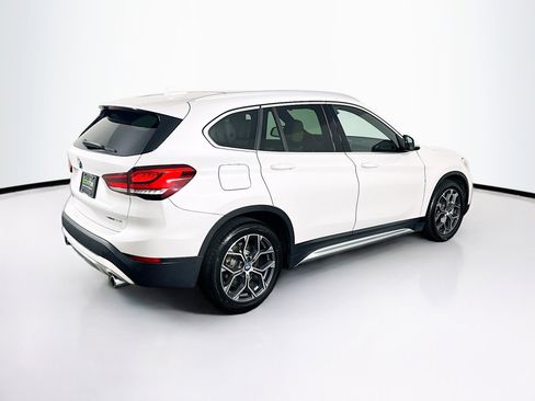 Used 2021 BMW X1 sDrive28i image 9