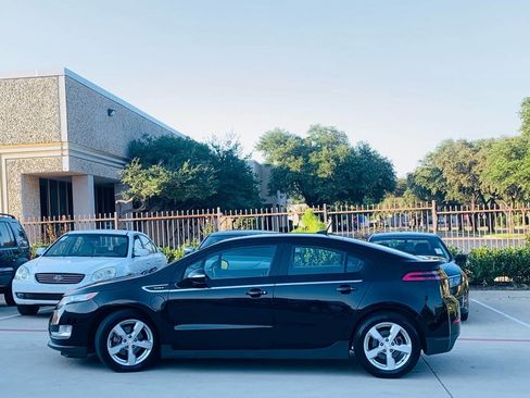 Used 2014 Chevrolet Volt Premium w/ Premium Trim Package image 7