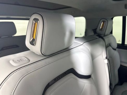 Used 2023 Rivian R1S Launch Edition image 26