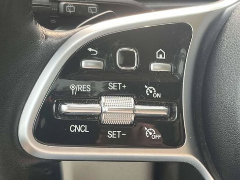 Certified 2023 Mercedes-Benz GLB 250 4MATIC image 33