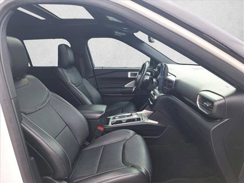 Used 2020 Ford Explorer ST w/ ST Street Pack image 19