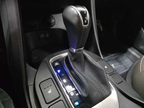 Used 2018 Hyundai Santa Fe Sport AWD/4WD image 23