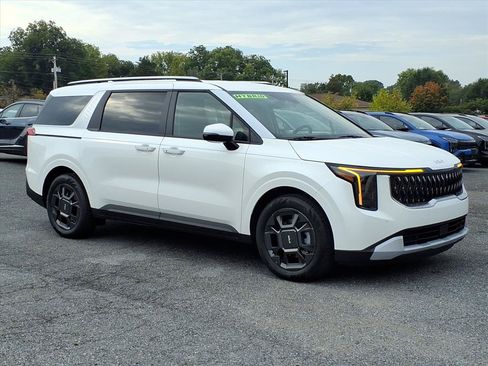New 2026 Kia Carnival EX FWD image 2