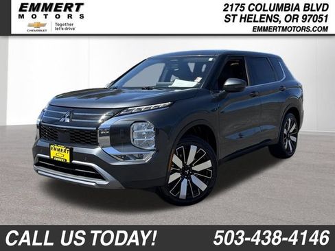 Used 2025 Mitsubishi Outlander SE AWD/4WD image 1