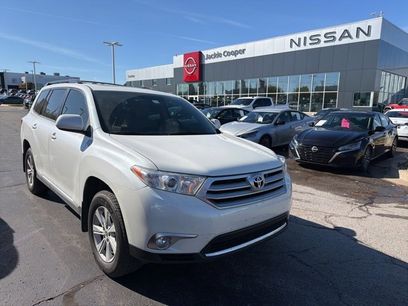 Used 2012 Toyota Highlander SE