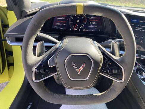 Used 2021 Chevrolet Corvette 3LT w/ Z51 Performance Package image 29
