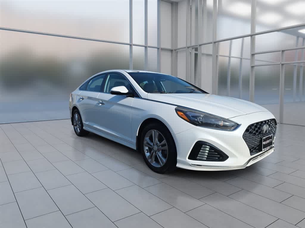 Used 2018 Hyundai Sonata Limited FWD image 3