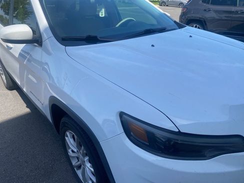 Used 2019 Jeep Cherokee Latitude w/ Popular Appearance Group FWD image 5