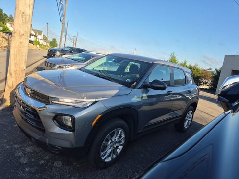 Used 2023 Chevrolet TrailBlazer LS AWD/4WD image 4