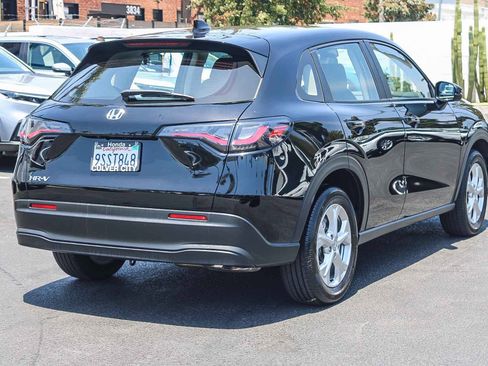 Used 2025 Honda HR-V LX image 9