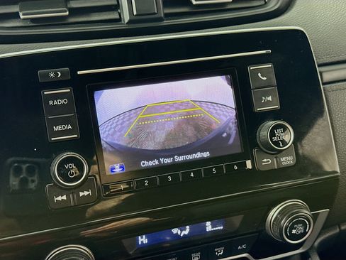 Used 2020 Honda CR-V LX image 2