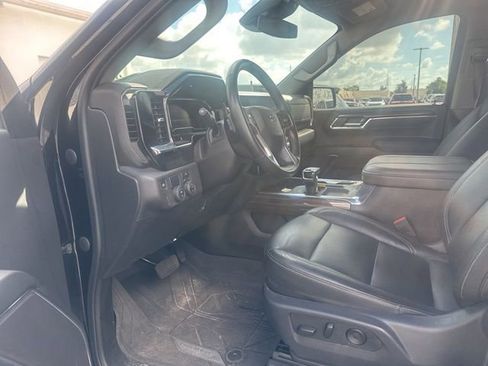 Used 2024 Chevrolet Silverado 1500 RST w/ Rally Edition image 9