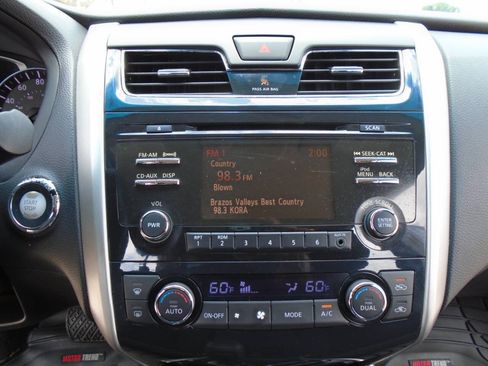 Used 2013 Nissan Altima 2.5 SV FWD image 16