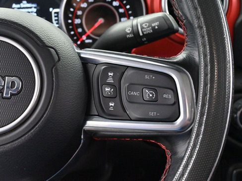 Used 2021 Jeep Gladiator Rubicon AWD/4WD image 17