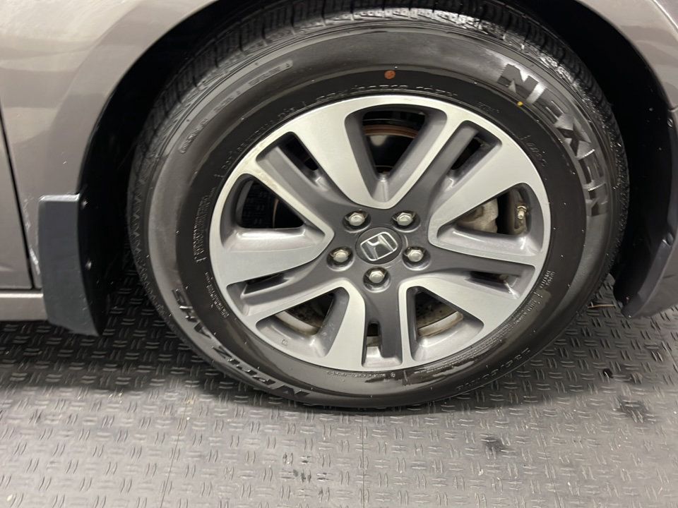 Used 2016 Honda Odyssey Touring image 22