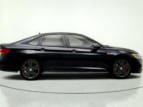 Used 2019 Volkswagen Jetta GLI FWD image 4