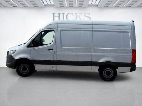 Certified 2024 Mercedes-Benz Sprinter 2500 image 8