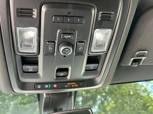 Used 2022 Chevrolet Tahoe RST w/ Sport Performance Package image 33