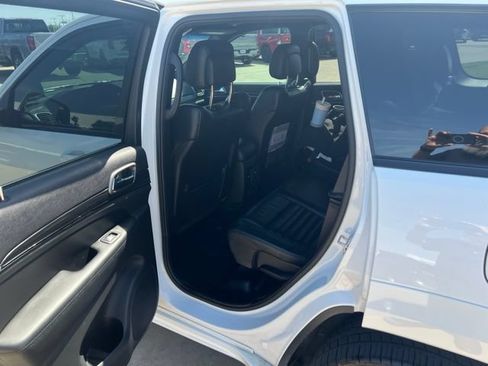 Used 2020 Jeep Grand Cherokee Limited X RWD image 11