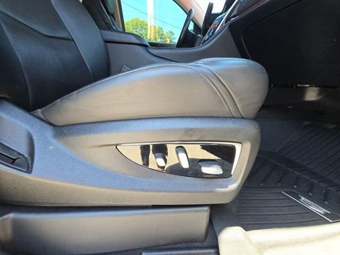 Used 2019 Cadillac Escalade Luxury AWD/4WD image 20