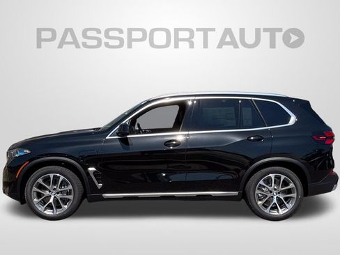 New 2026 BMW X5 xDrive50e w/ Executive Package AWD/4WD image 2