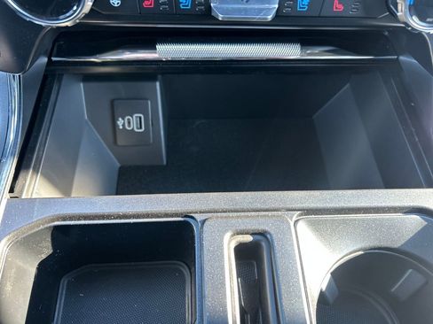 New 2025 Ford F150 Lariat w/ Equipment Group 501A Mid image 39