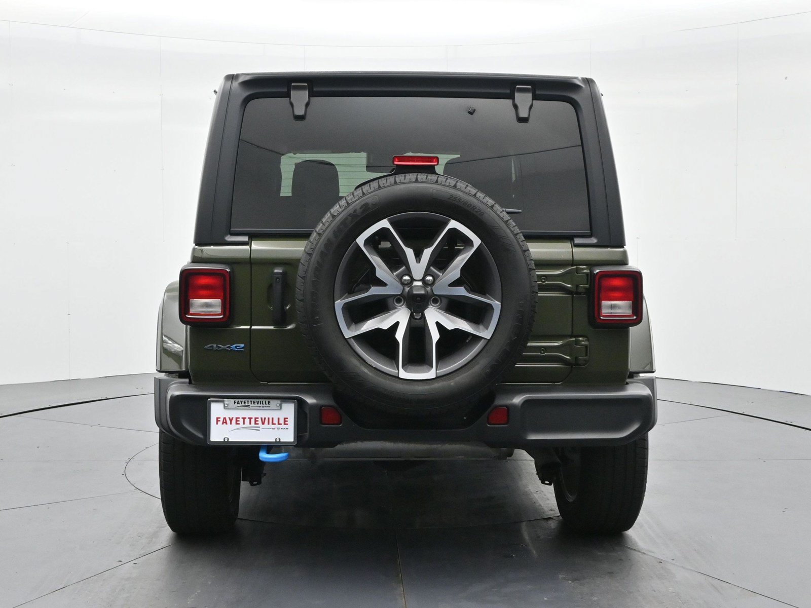 Used 2024 Jeep Wrangler Unlimited w/ Convenience Group AWD/4WD image 6