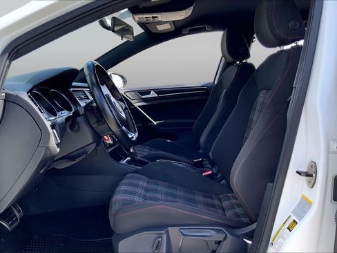 Used 2015 Volkswagen GTI S FWD image 8