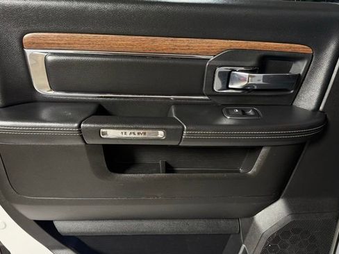 Used 2018 RAM 2500 Laramie w/ Cold Weather Group image 13