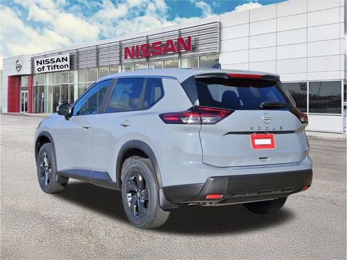 New 2026 Nissan Rogue SV FWD image 6
